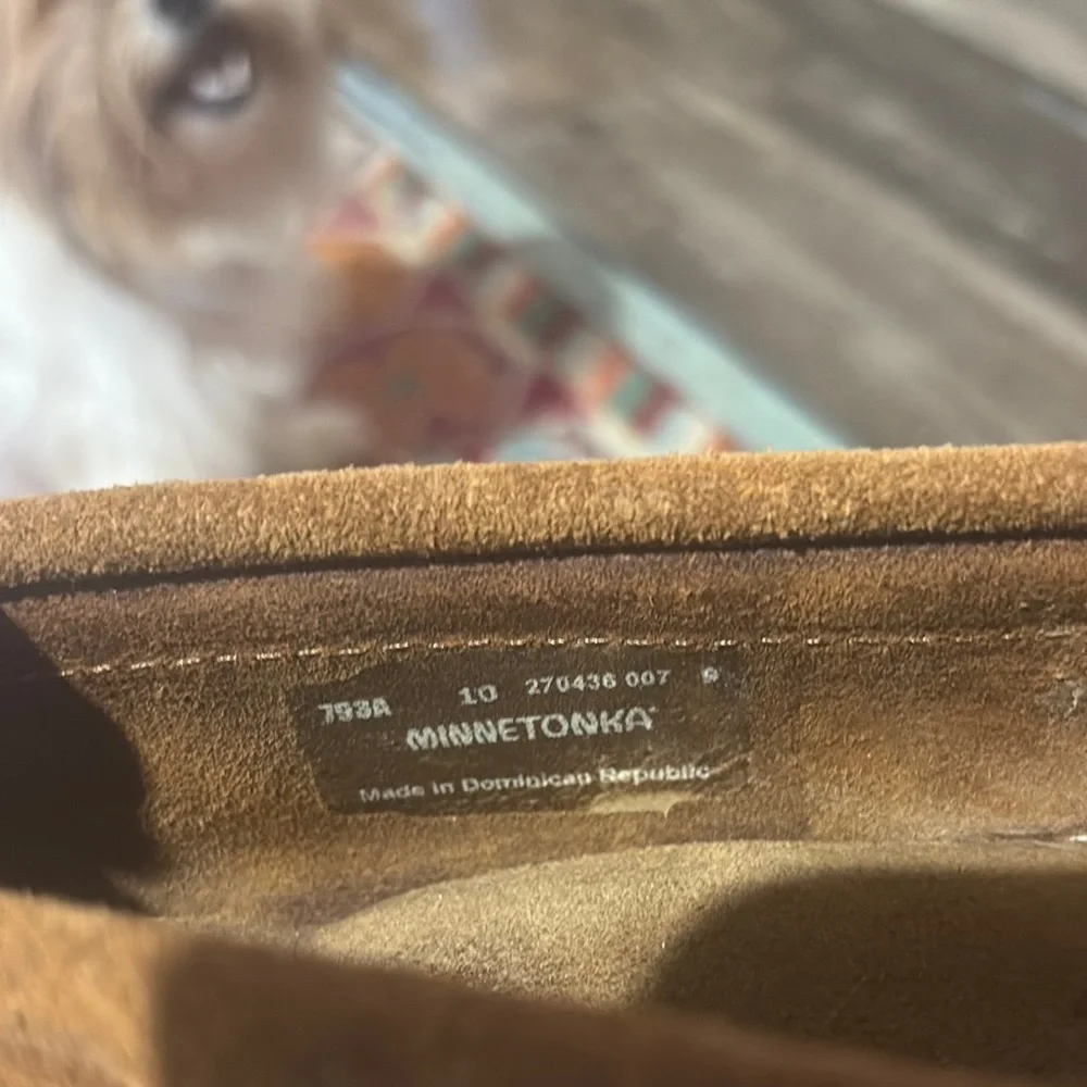 Men’s tire tread Minnetonka